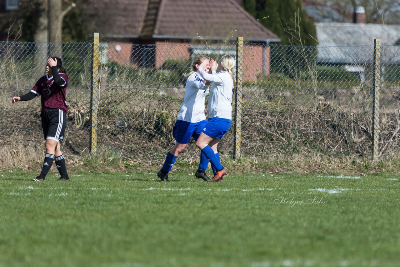 Bild 185 - Frauen TSV Wiemersdorf - VfL Struvenhuetten : Ergebnis: 3:1